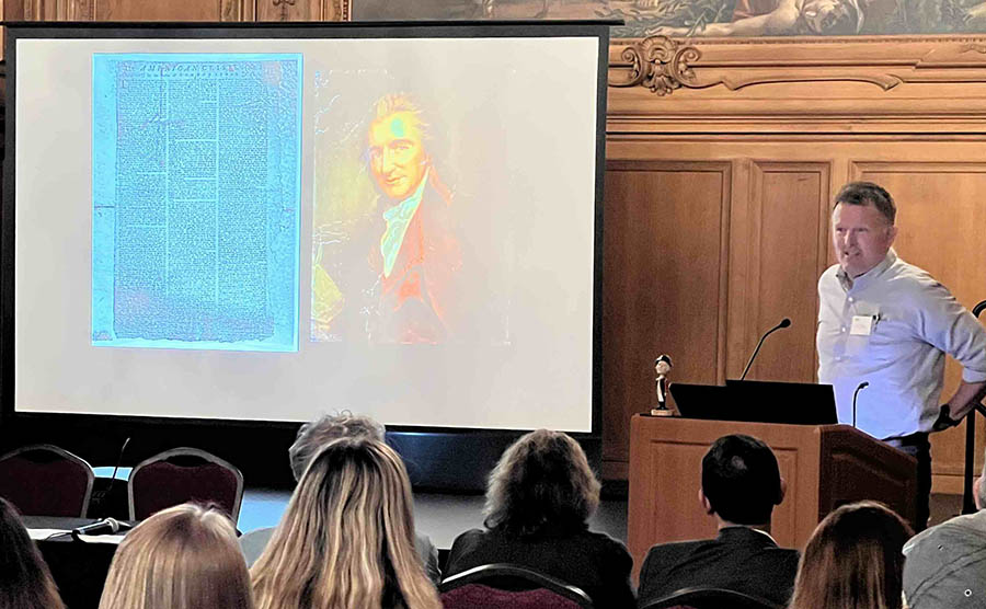 Speaker presentation